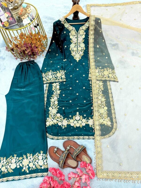Jimmy Choo Embroidered Plazzo Set - Image 7