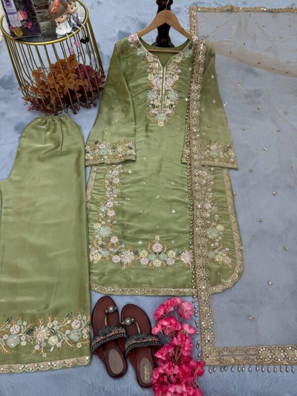 Jimmy Choo Embroidered Plazzo Set - Image 3